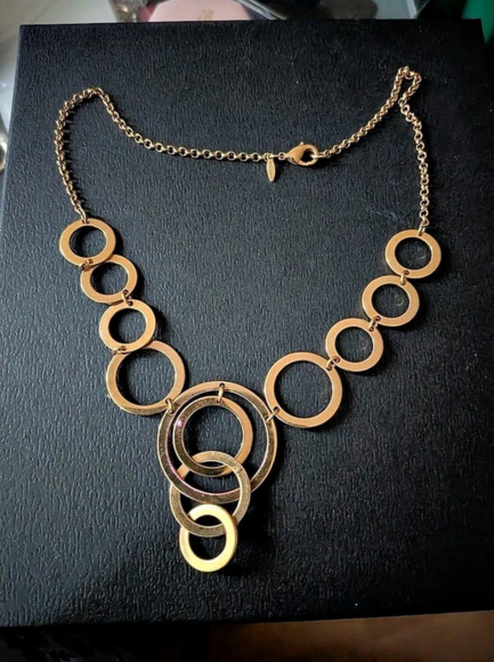 Vintage Avon Gold Tone Interlocking Circle Statement Bib Necklace